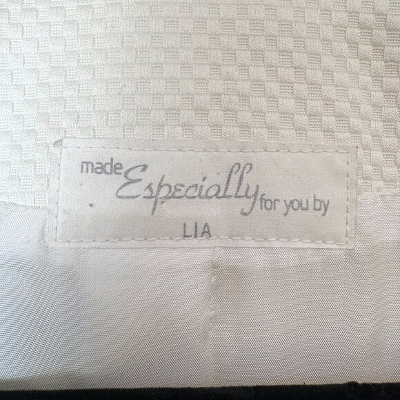 Women’s White & Blue Geometric Power Suit W/Jacket & 2 Skirts - Picture 8 of 16